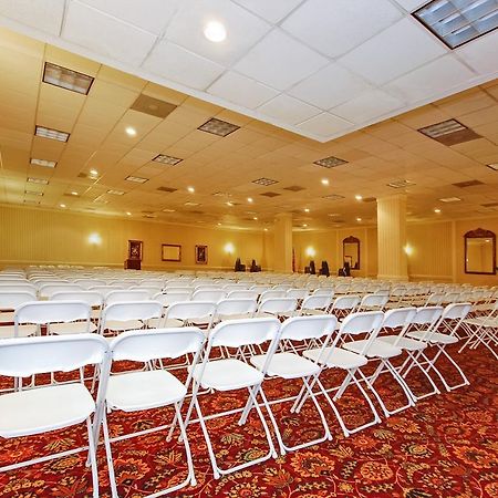 Quality Inn And Suites Conference Center Richmond Tiện nghi bức ảnh