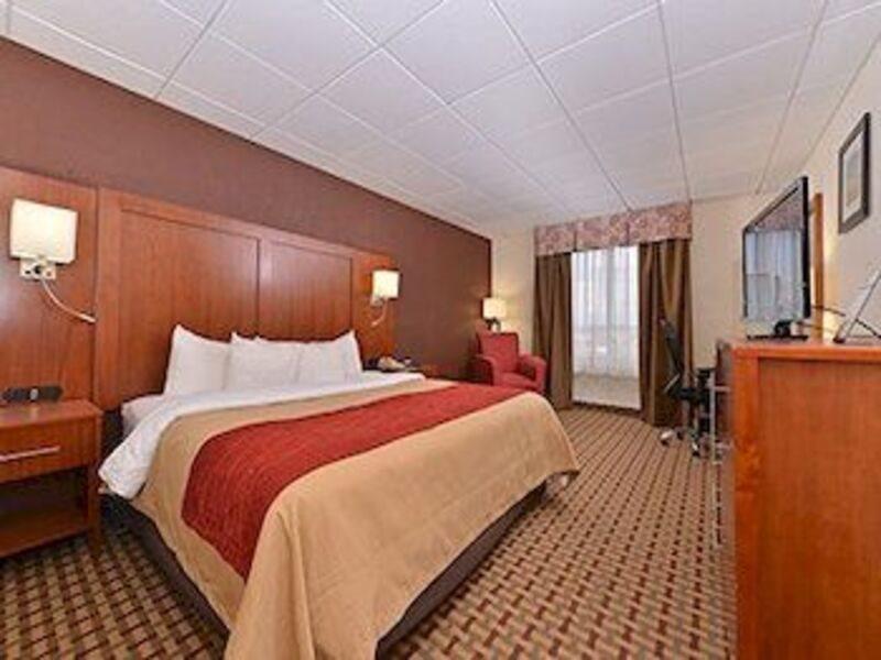 Quality Inn And Suites Conference Center Richmond Ngoại thất bức ảnh