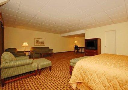 Quality Inn And Suites Conference Center Richmond Ngoại thất bức ảnh