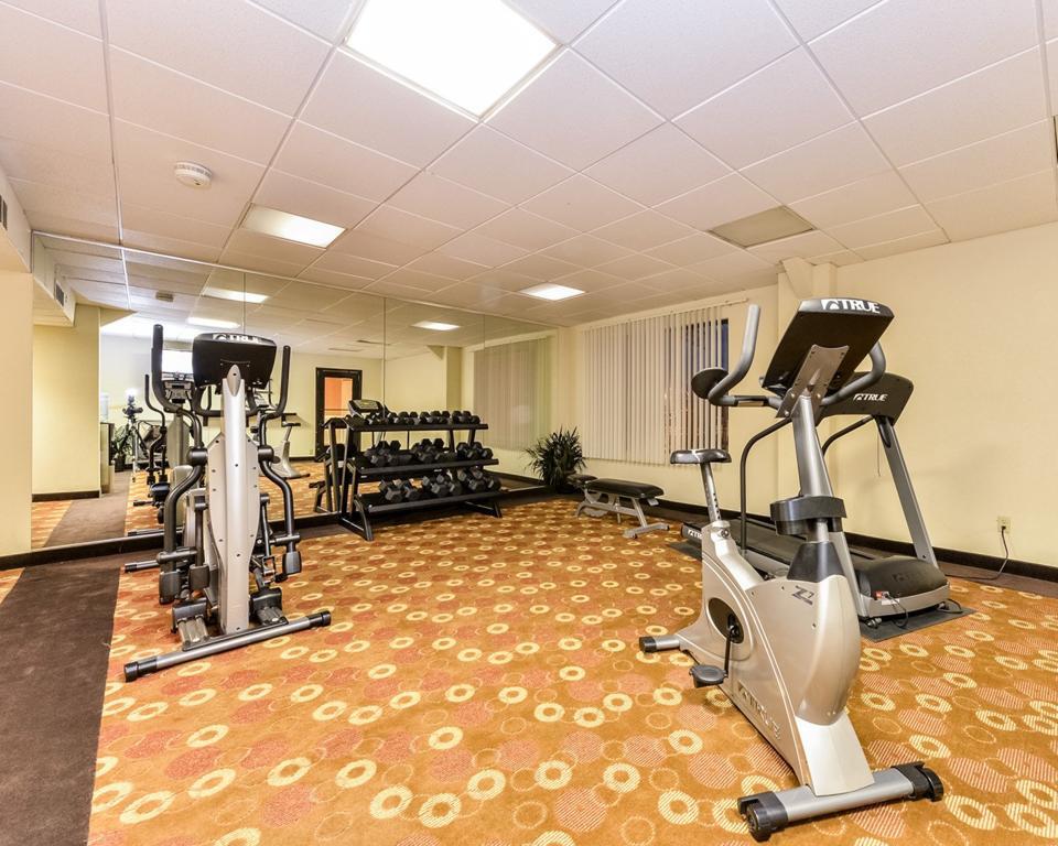 Quality Inn And Suites Conference Center Richmond Ngoại thất bức ảnh