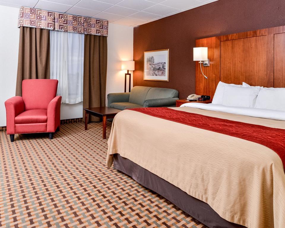 Quality Inn And Suites Conference Center Richmond Ngoại thất bức ảnh