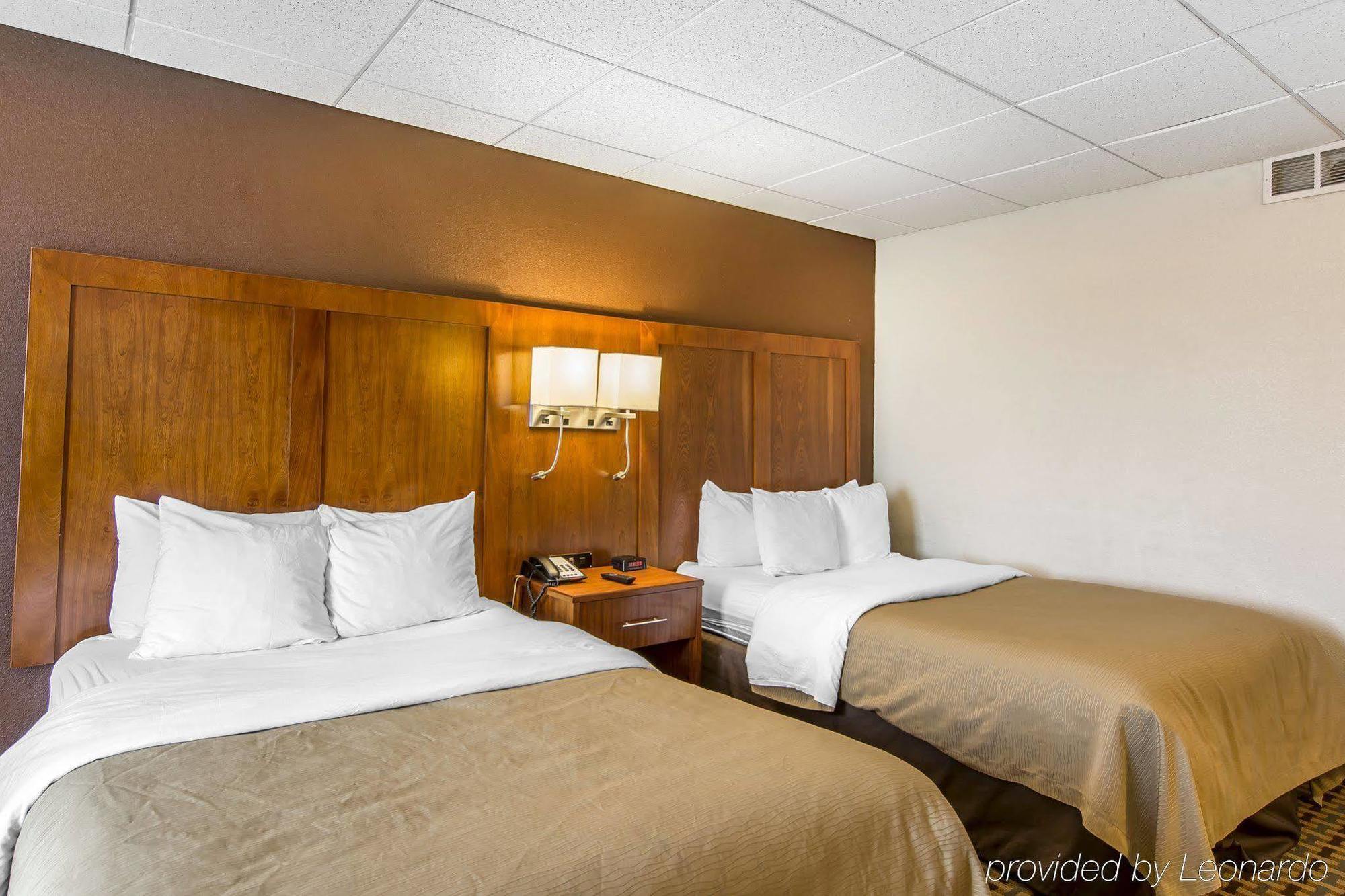 Quality Inn And Suites Conference Center Richmond Ngoại thất bức ảnh